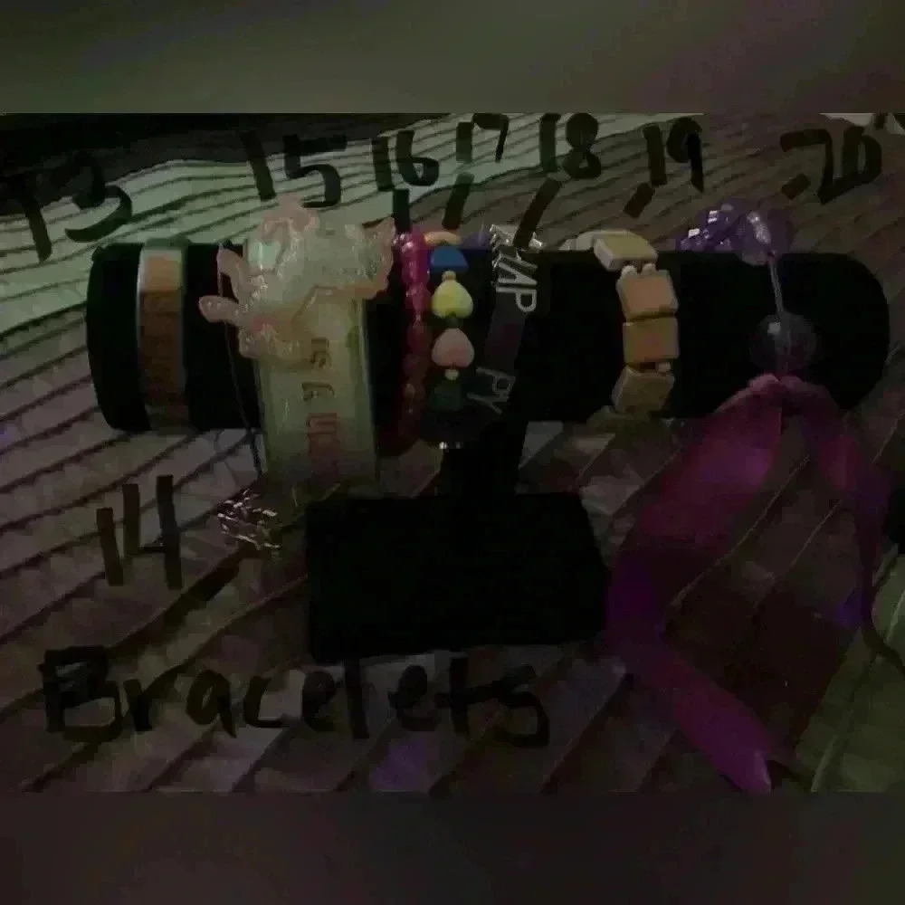 Girls Headbands, hairties, bracelets - pick your favs! - Picture 6 of 10